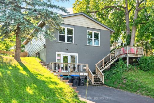200 6th St, Midland, ON, L4R3X8 | Card Image