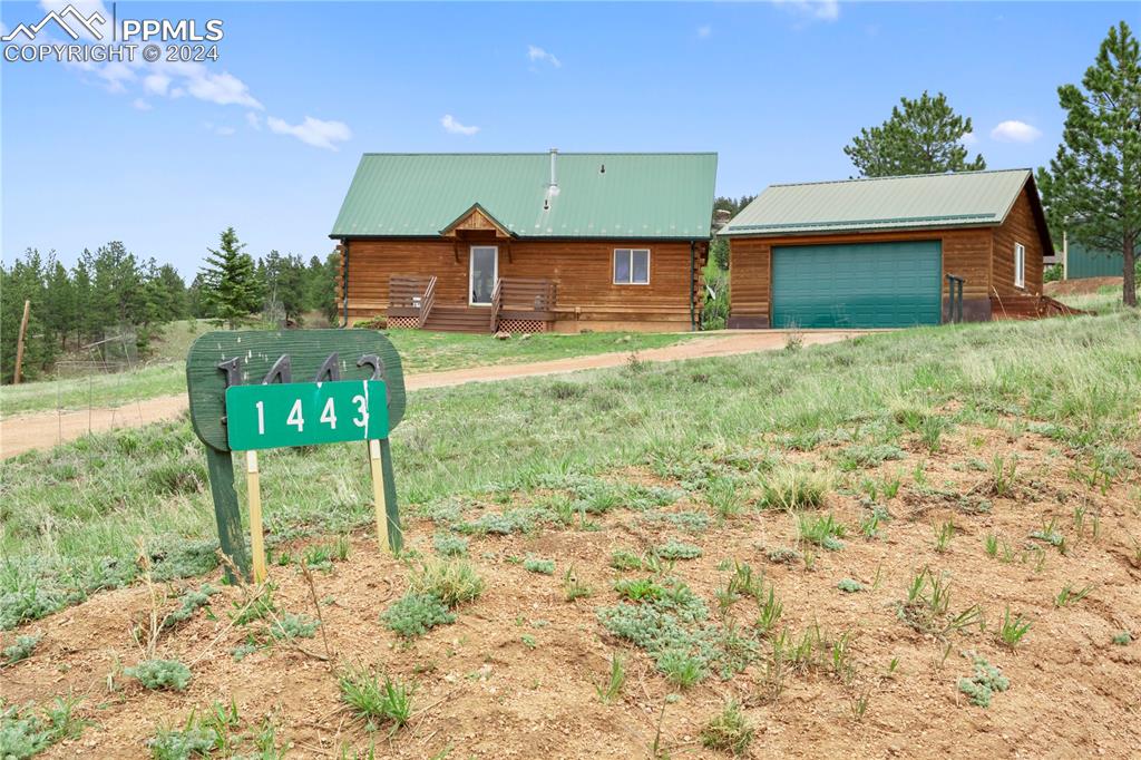Upper Twin Rocks Rd, Florissant, CO 80816