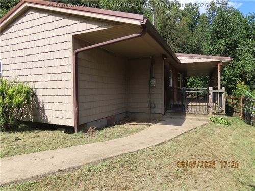 508 Rambling Hills Rd, Elkview, WV, 25071-9533 | Card Image