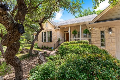 800 Blue Hills Drive, Dripping Springs, TX, 78620 | Card Image