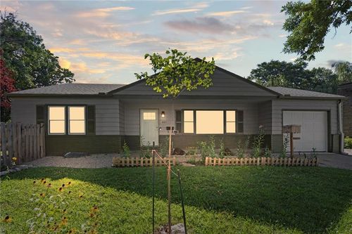 601 E 81st Ter, Kansas City, MO, 64131-2124 | Card Image
