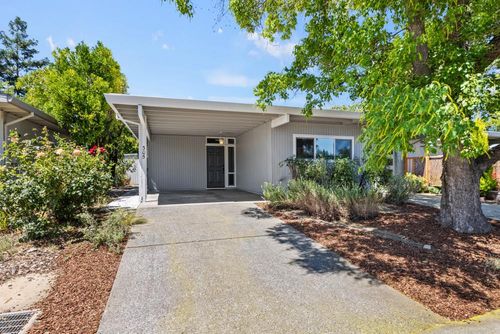 305 Hidalgo Pl, Davis, CA, 95616-0223 | Card Image