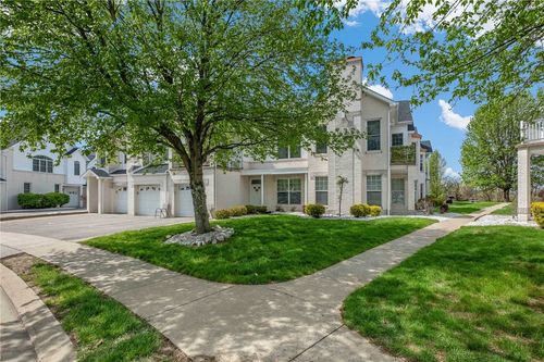 7-212 Adams Pointe Blvd, Mars, PA, 16046-4624 | Card Image