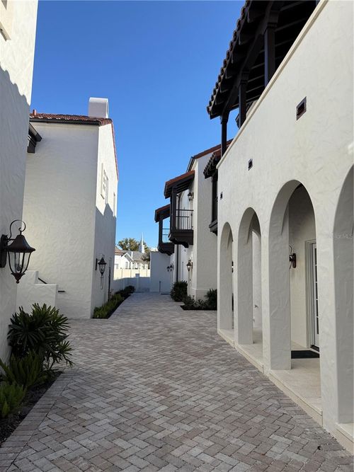 301 W Comstock Ave, Winter Park, FL, 32789-4211 | Card Image