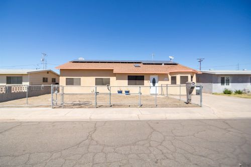 2088 E 24th Pl, Yuma, AZ, 85365-3142 | Card Image