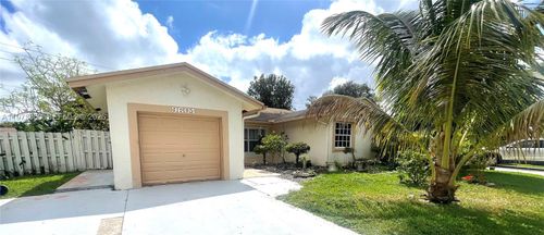 9604 Nw 49th St, Sunrise, FL, 33351-5101 | Card Image