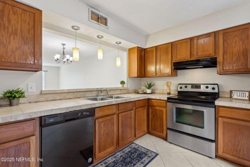 11091 Peppermill Ln, Jacksonville, FL, 32257-3381 | Card Image