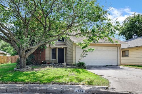 17007 Vista Blf, San Antonio, TX, 78247-4666 | Card Image