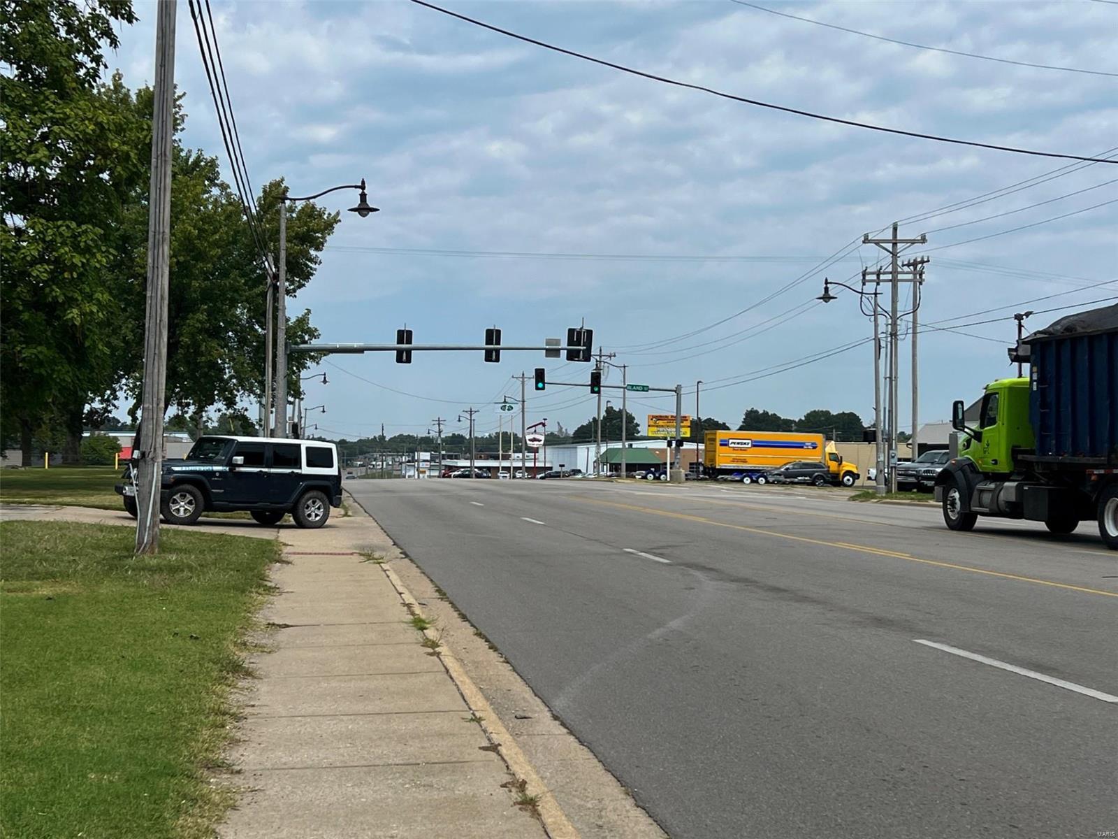 Route 66 , Lebanon, MO 65536