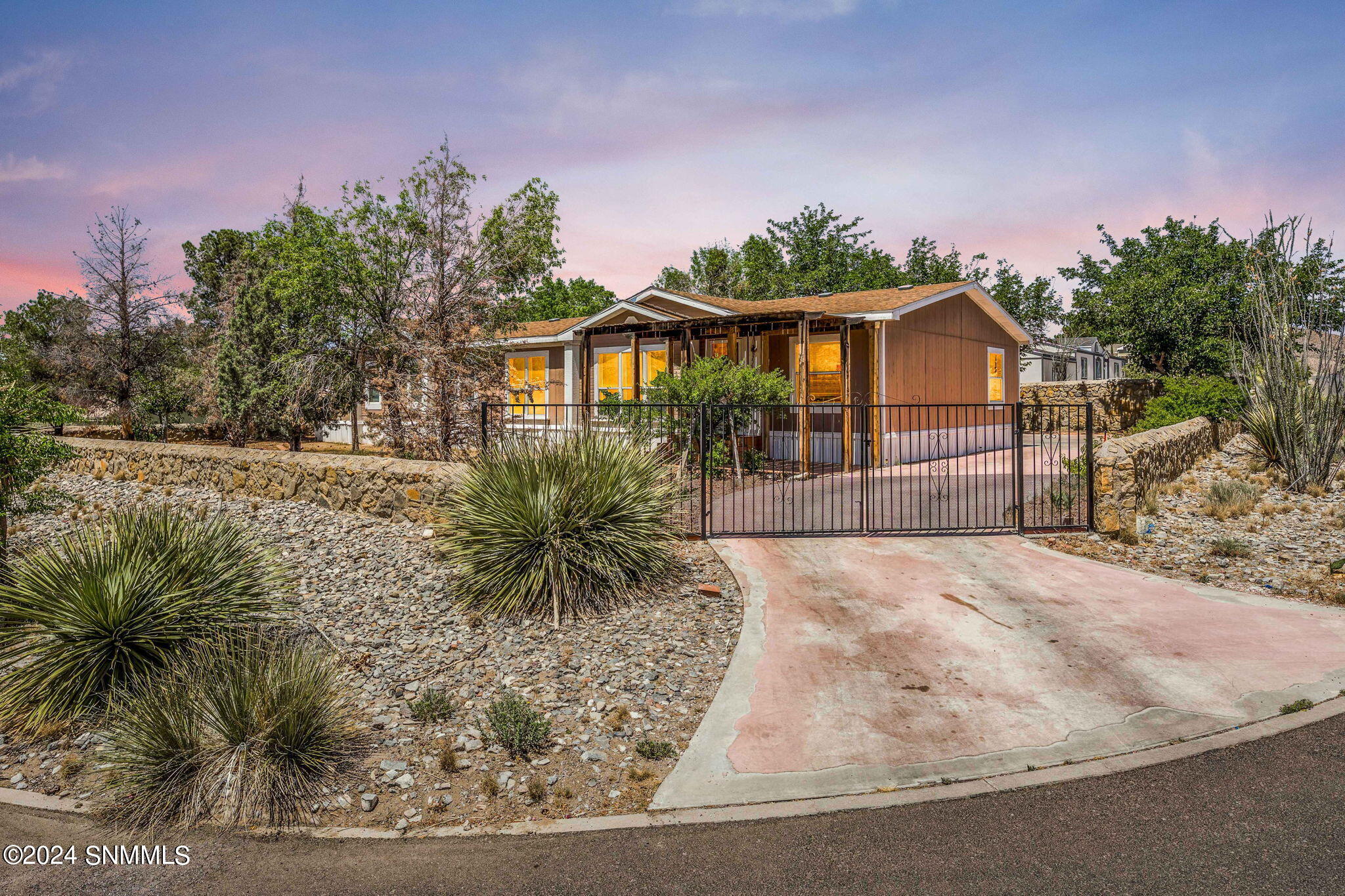 Cochise Trl, Las Cruces, NM 88012