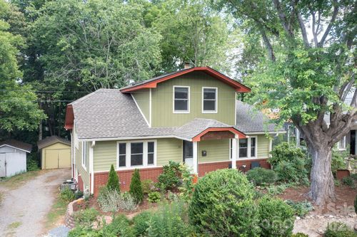 15 Westgate Rd, Asheville, NC, 28806-3022 | Card Image