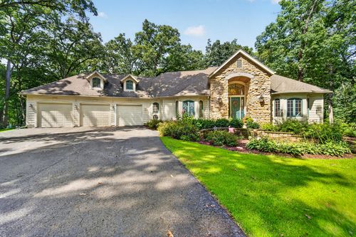 29520 June Ln, Waterford, WI, 53185-5001 | Card Image