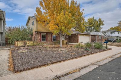 6941 E Mexico Avenue, House other with 4 bedrooms, 1 bathrooms and 2 parking in Denver CO | Image 2