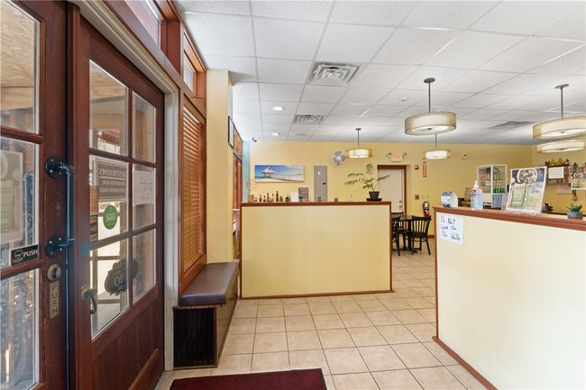 382 Thames St, Home with 0 bedrooms, 0 bathrooms and 10 parking in Bristol RI | Image 24