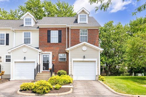 2668 Sawmill Reserve Dr, Powell, OH, 43065-7190 | Card Image