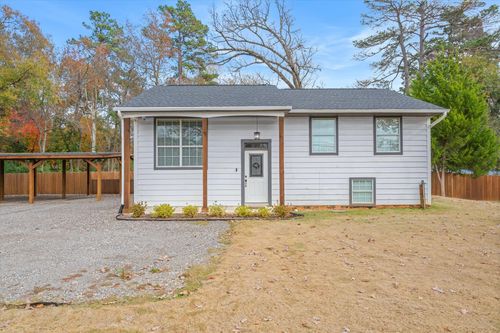 2422 Old Omen Rd, Tyler, TX, 75701-6243 | Card Image