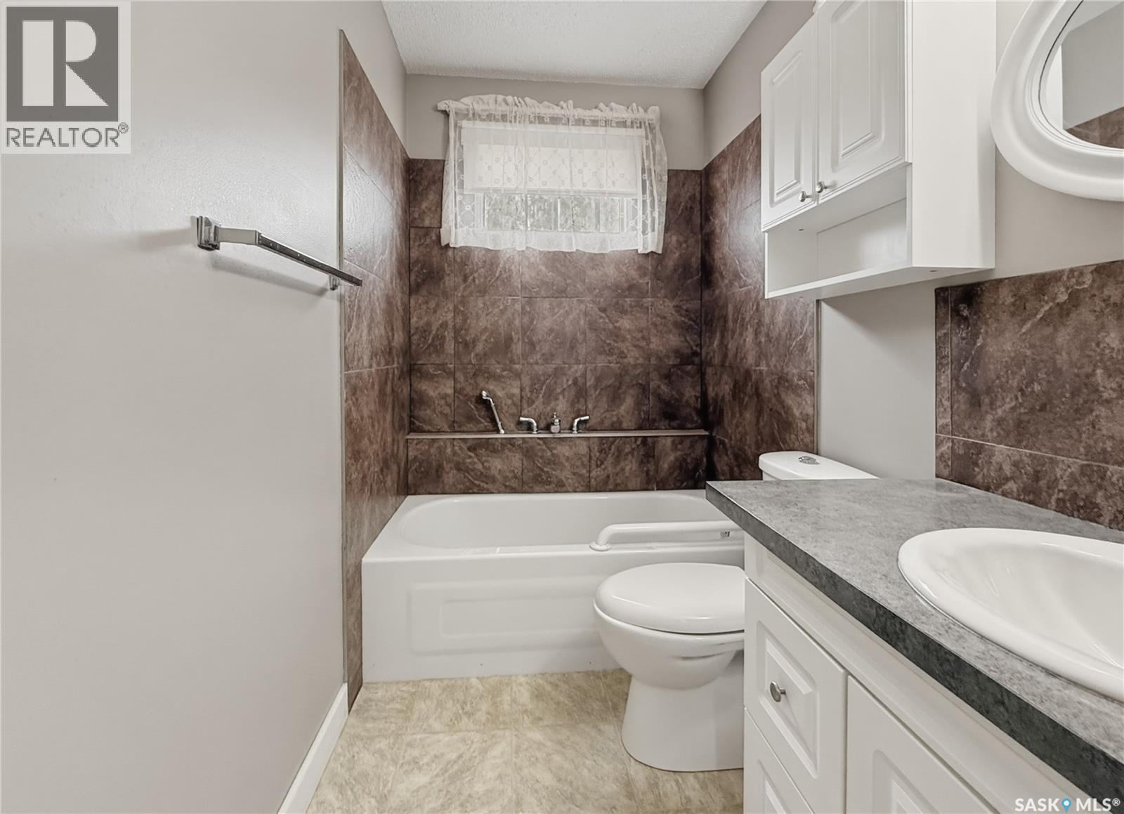 Residential in Swift Current 3