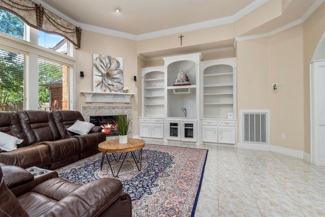 9707 Chipstead Cir, House other with 5 bedrooms, 6 bathrooms and 2 parking in Spring TX | Image 11