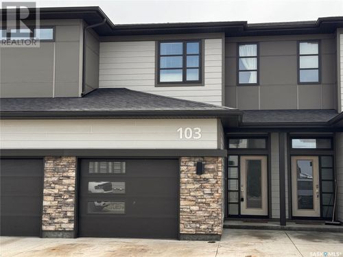 103 Townsgate Way, Weyburn, SK, S4H3P3 | Card Image