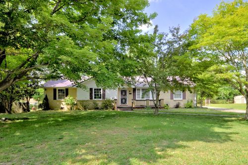 583 Orman Dr, Clarksville, TN, 37042-6330 | Card Image