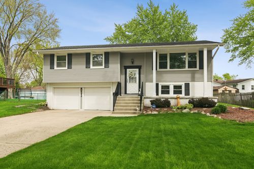 1029 Webster Ln, Schaumburg, IL, 60193-3426 | Card Image