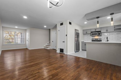 4941 N Hall St, Dallas, TX, 75235-8811 | Card Image