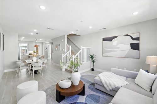 815 Santa Cecilia Ter, Sunnyvale, CA, 94085-2022 | Card Image