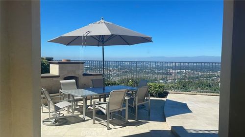 33 Trumpet Vine, Irvine, CA, 92603-4210 | Card Image
