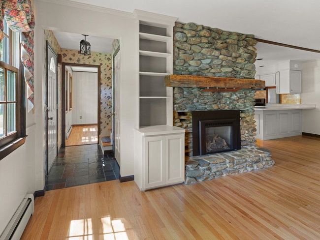 94 Robin Rd, House other with 3 bedrooms, 2 bathrooms and null parking in Colchester VT | Image 8