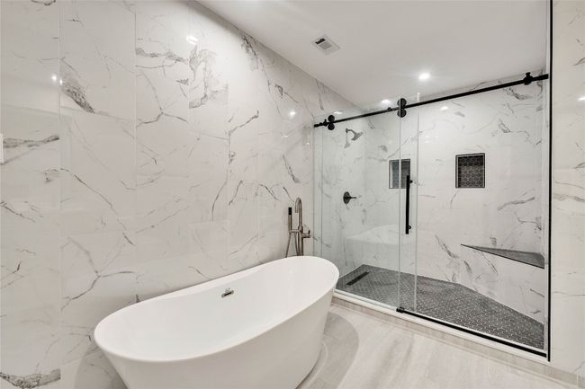 8111 Middle Ct, Townhouse with 3 bedrooms, 3 bathrooms and null parking in Austin TX | Image 26
