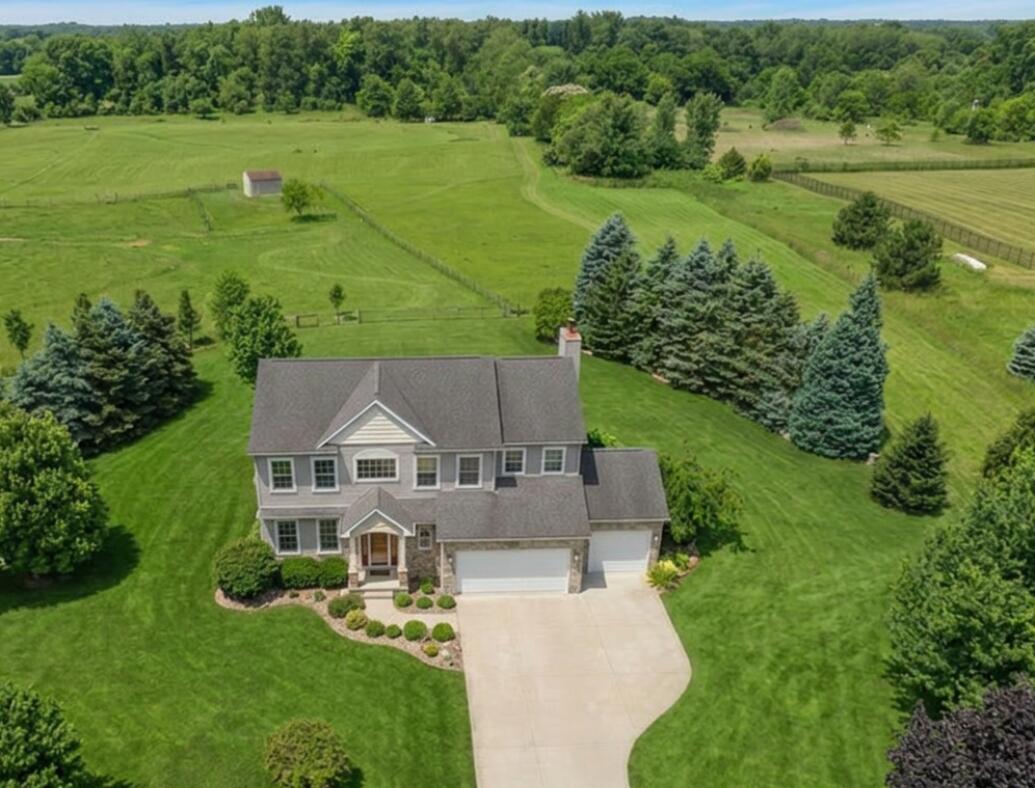 Residential in Delton 4