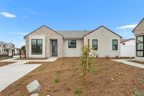 adu-1219 Stonemark Place, Vista, CA, 92081 | Card Image