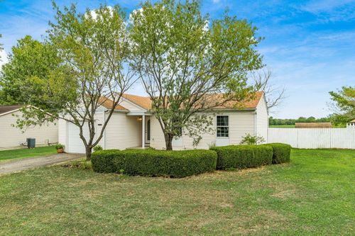 132 N Creekview Ct, Baltimore, OH, 43105-9685 | Card Image