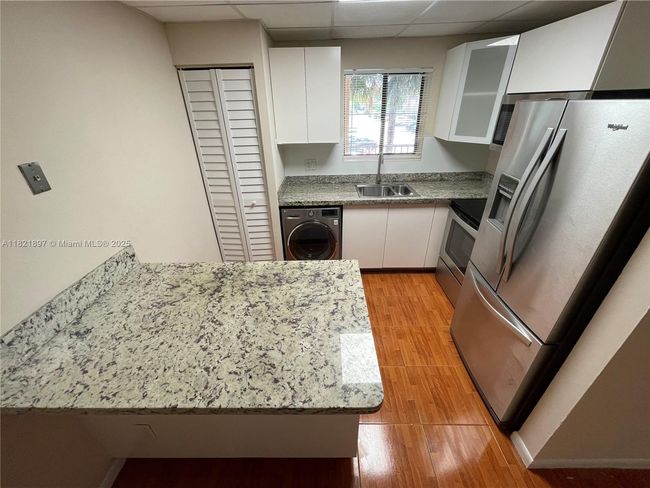 APT-206J - 6900 Sw 39 Th St, Condo with 2 bedrooms, 2 bathrooms and null parking in Davie FL | Image 13
