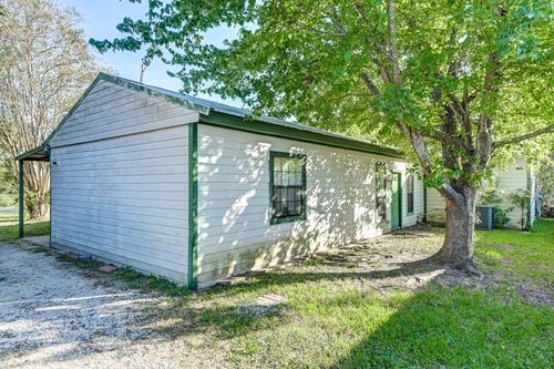11987 Nelwood St, Willis, TX, 77318-7279 | Card Image