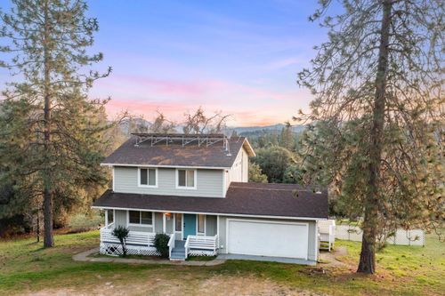 2811 E Westfall Rd, Mariposa, CA, 95338-9682 | Card Image