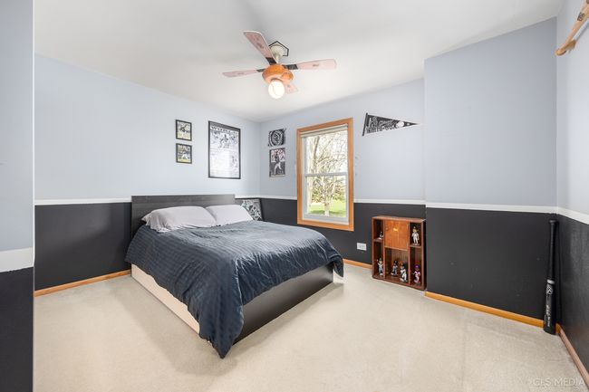 1813 Longboat Dr, House other with 3 bedrooms, 3 bathrooms and 2 parking in Elk Grove Village IL | Image 15