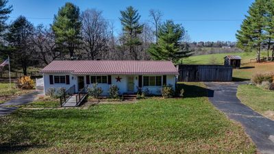 835 Road Creek Ford Rd, House other with 3 bedrooms, 1 bathrooms and null parking in Dugspur VA | Image 1