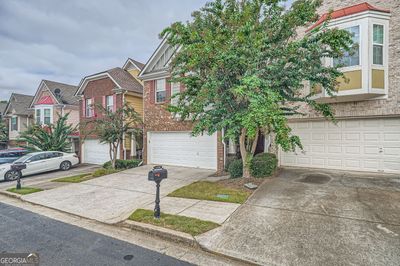 356 Creek Manor Way, Townhouse with 3 bedrooms, 2 bathrooms and 2 parking in Suwanee GA | Image 3