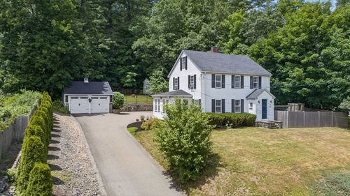 158 Haverhill St, North Reading, MA, 01864-2447 | Card Image