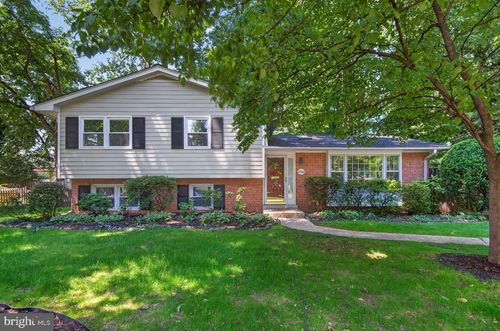 2542 Hillsman St, Falls Church, VA, 22043-3311 | Card Image