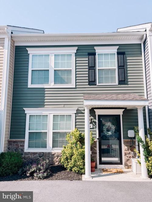 604 Thumper Dr, RANSON, WV, 25438-4892 | Card Image