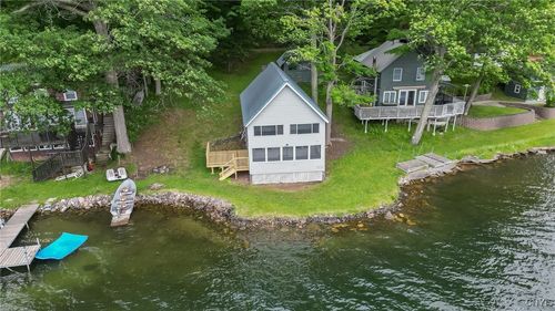 422 N Shore Rd, Hammond, NY, 13646-4232 | Card Image
