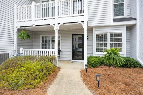 798 Sentinel Rdg Sw, Marietta, GA, 30064-4604 | Card Image