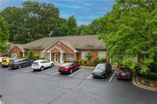 413 Creekstone Rdg, Woodstock, GA, 30188-3746 | Card Image