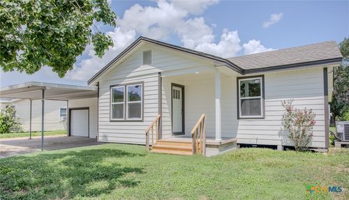 906 E Crestwood Dr, Victoria, TX, 77901-3482 | Card Image