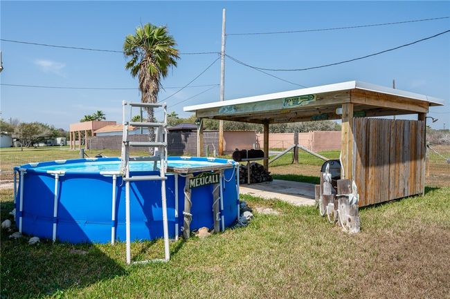 326 E 10 Th St, House other with 1 bedrooms, 2 bathrooms and null parking in Rockport TX | Image 28