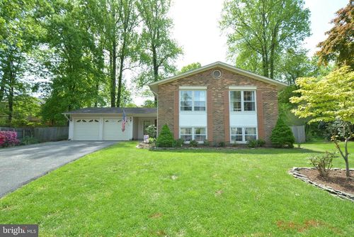 7307 Fathom Ct, BURKE, VA, 22015-4417 | Card Image