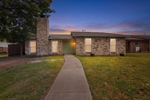 6313 Fallbrook Dr, Garland, TX, 75043-5920 | Card Image