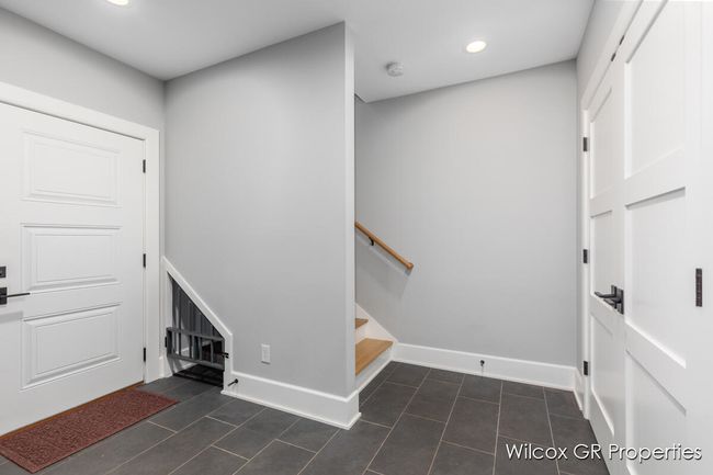 lower level finished walkout. | Image 35